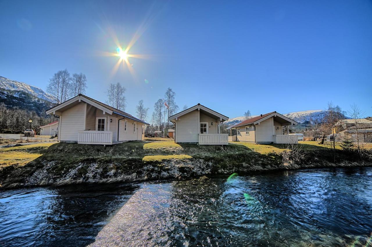 Jolstraholmen Camping Og Hytter Vassenden Exterior foto